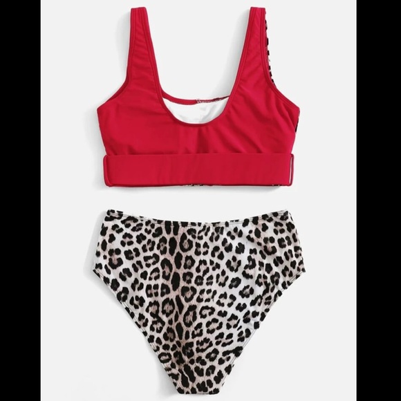 π Red and Leopard Print Bikini - Picture 3 of 7